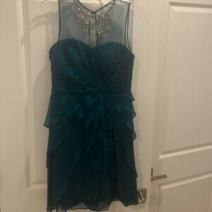 Adrianna Papell Green Sleeveless beaded Cocktail Formal Dress, Size 8